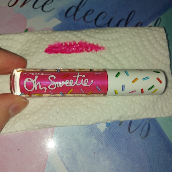 Mac Cosmetics Oh, Sweetie limited edition - Picture 1 of 3